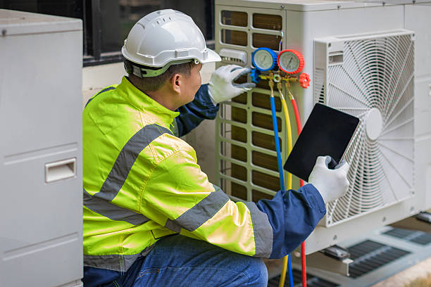 Professional Ductwork Repair technician working in Ashtabula, OH